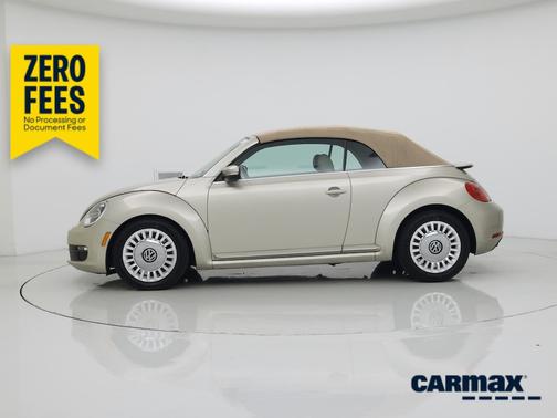 Gold 2016 Volkswagen Beetle SE
