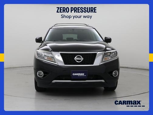 Black 2016 Nissan Pathfinder SL