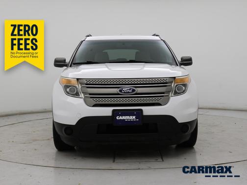White 2015 Ford Explorer