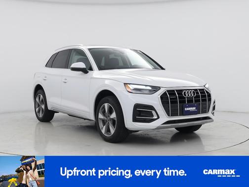 White 2023 Audi Q5 Premium Plus