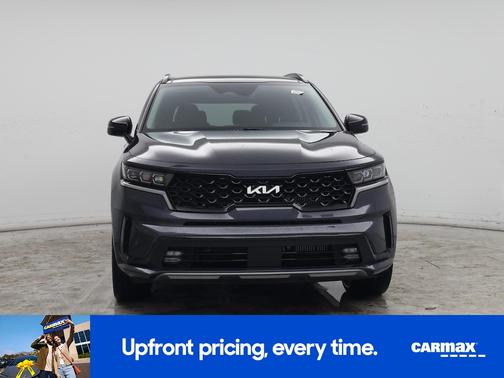 Gray 2023 Kia Sorento SX