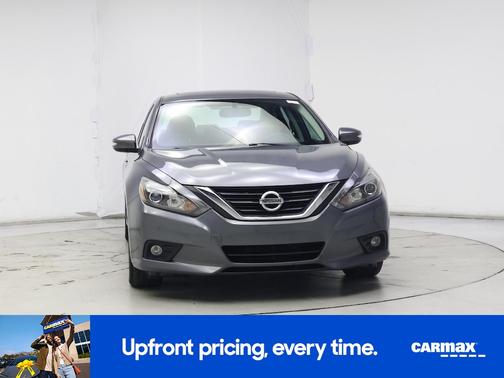 Silver 2017 Nissan Altima SL