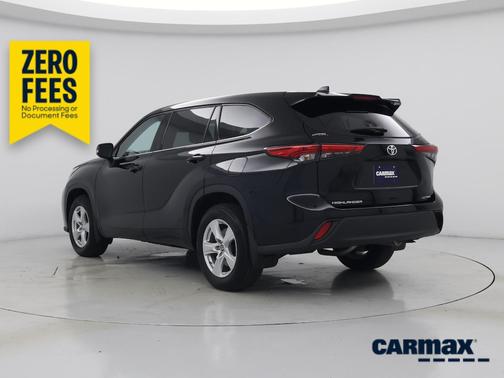 Black 2021 Toyota Highlander LE