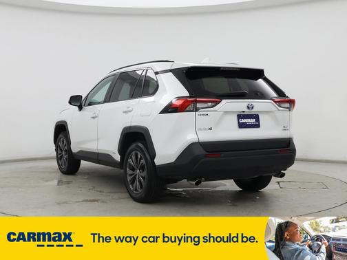 2024 Toyota RAV4 Hybrid XLE Premium