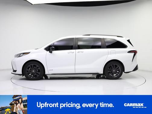 2021 Toyota Sienna XSE