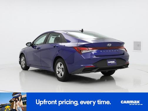 2021 Hyundai ELANTRA SE