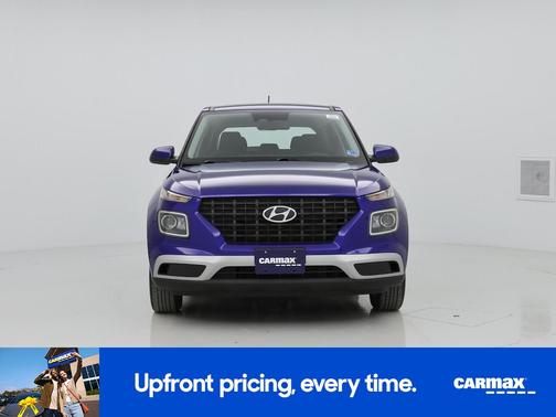 2023 Hyundai VENUE SE