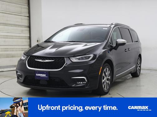 2023 Chrysler Pacifica Hybrid Pinnacle