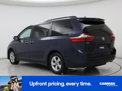 2020 Toyota Sienna LE