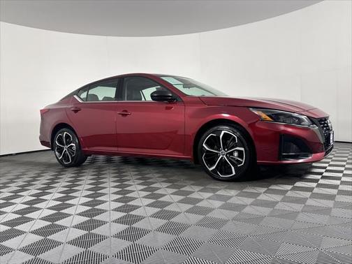 2024 Nissan Altima SR Intelligent AWD