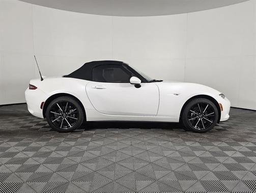 2024 Mazda MX-5 Miata Grand Touring