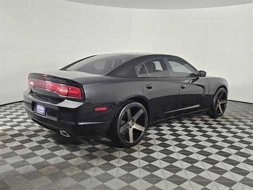2013 Dodge Charger SE