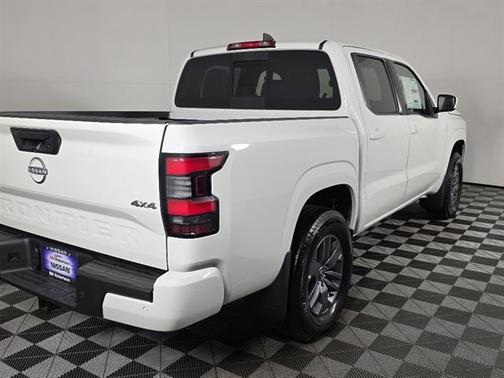 Glacier White 2026 Nissan Frontier SV