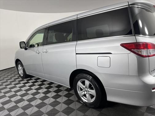 2015 Nissan Quest SV