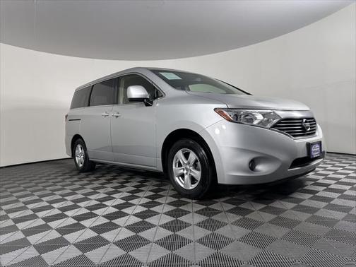 2015 Nissan Quest SV