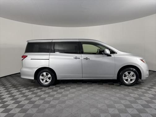 2015 Nissan Quest SV