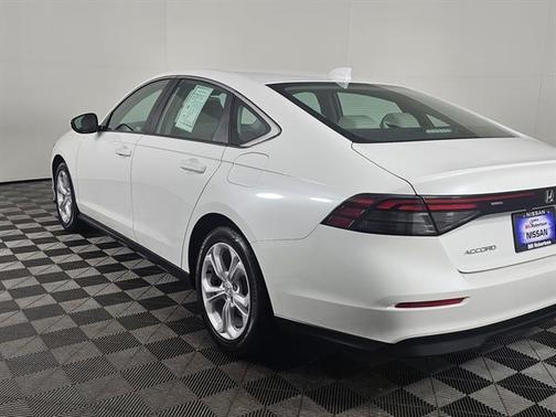 2024 Honda Accord LX 1.5T