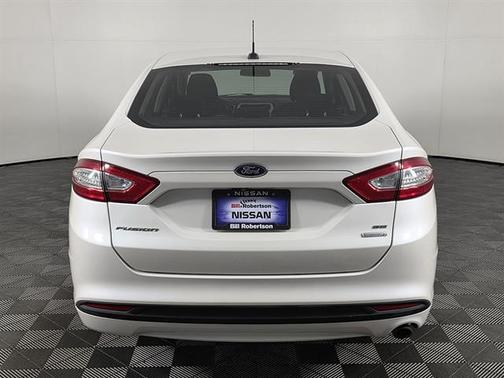 White Platinum Metallic Tri-Coat 2015 Ford Fusion SE