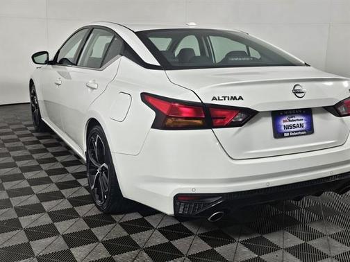 2024 Nissan Altima SR FWD