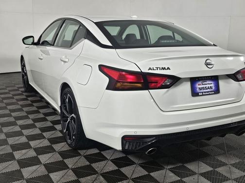 2024 Nissan Altima SR FWD