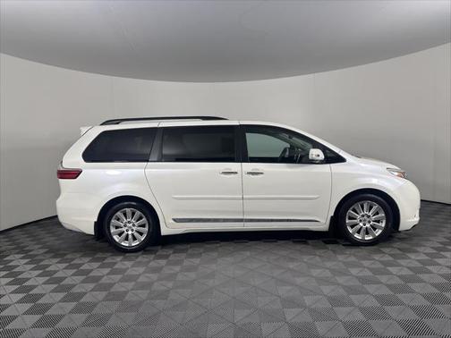 2015 Toyota Sienna Limited