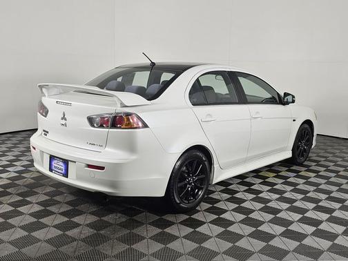 2017 Mitsubishi Lancer LE