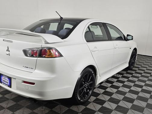 2017 Mitsubishi Lancer LE