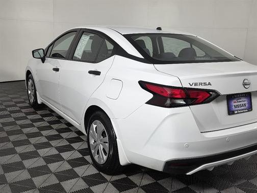 2024 Nissan Versa 1.6 S