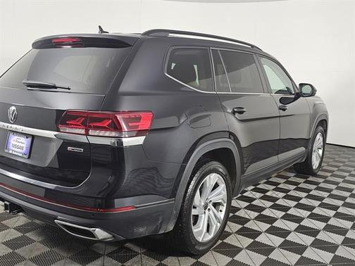 2022 Volkswagen Atlas 3.6L SE w/Technology
