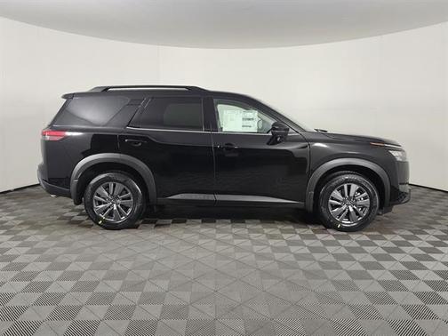 2025 Nissan Pathfinder SV 4WD