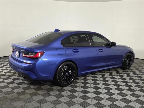 Portimao Blue Metallic 2020 BMW 330 xDrive