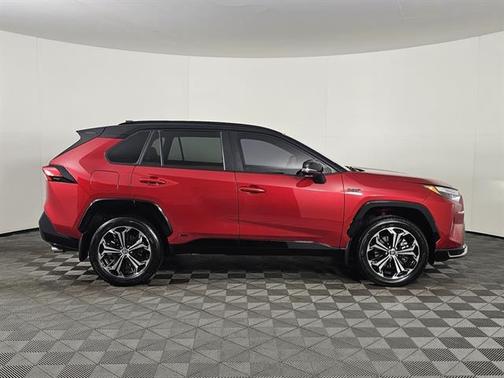 2024 Toyota RAV4 Prime XSE