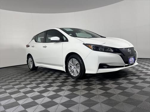 2025 Nissan Leaf S