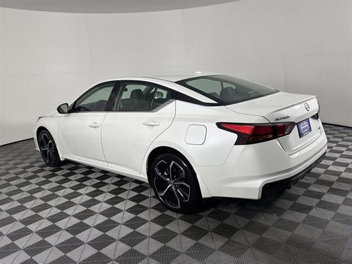 2024 Nissan Altima SR Intelligent AWD