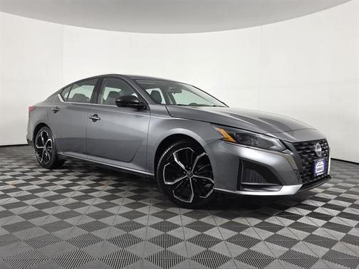 2024 Nissan Altima SR FWD