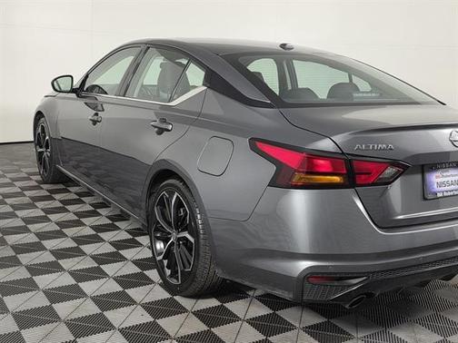 2024 Nissan Altima SR FWD