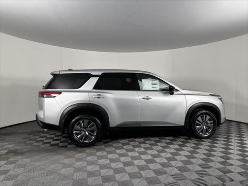 2025 Nissan Pathfinder S 4WD
