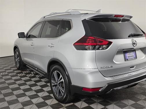 Brilliant Silver 2018 Nissan Rogue SL