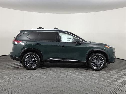 Obsidian Green 2026 Nissan Rogue Platinum