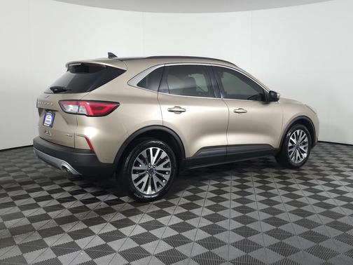 2021 Ford Escape Titanium