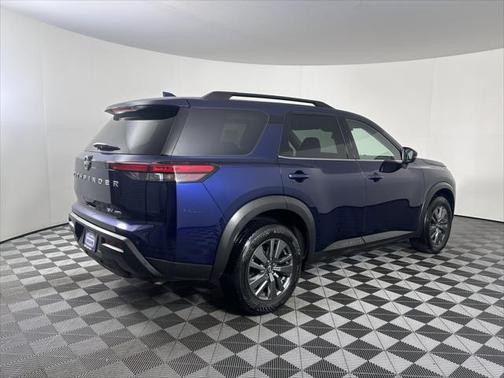 2024 Nissan Pathfinder SV 4WD