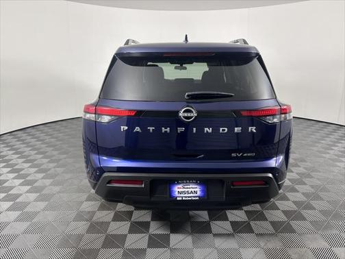2024 Nissan Pathfinder SV 4WD