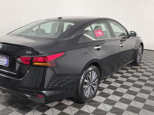 Super Black 2024 Nissan Altima 2.5 SV