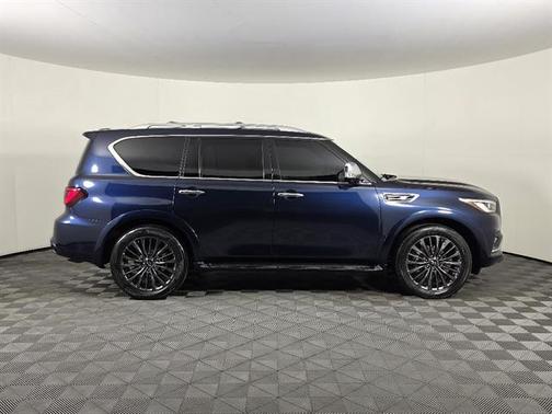 2023 INFINITI QX80 SENSORY AWD
