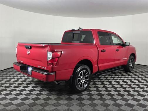 2024 Nissan Titan SV