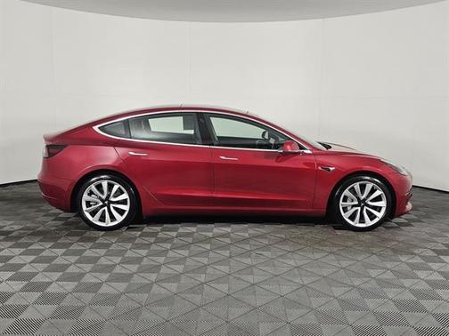 2018 Tesla Model 3 Long Range