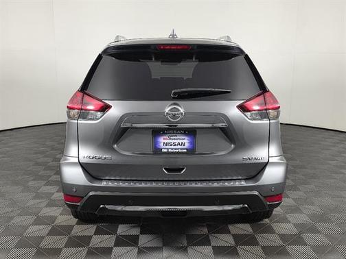 Gun Metallic 2019 Nissan Rogue SV