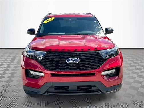 2023 Ford Explorer ST-LINE