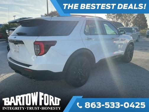 2024 Ford Explorer ST-LINE