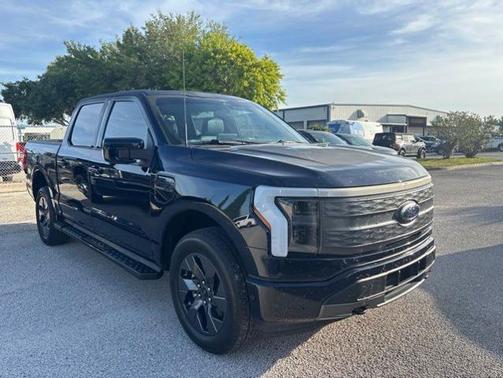 ANTIMATTER BLUE METALLIC 2023 Ford F-150 LARIAT